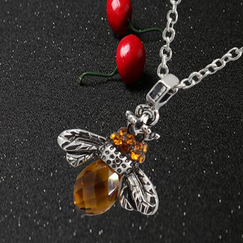 "Dancing Bee" Necklace